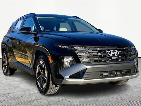 Certified 2025 Hyundai Tucson SEL image 12