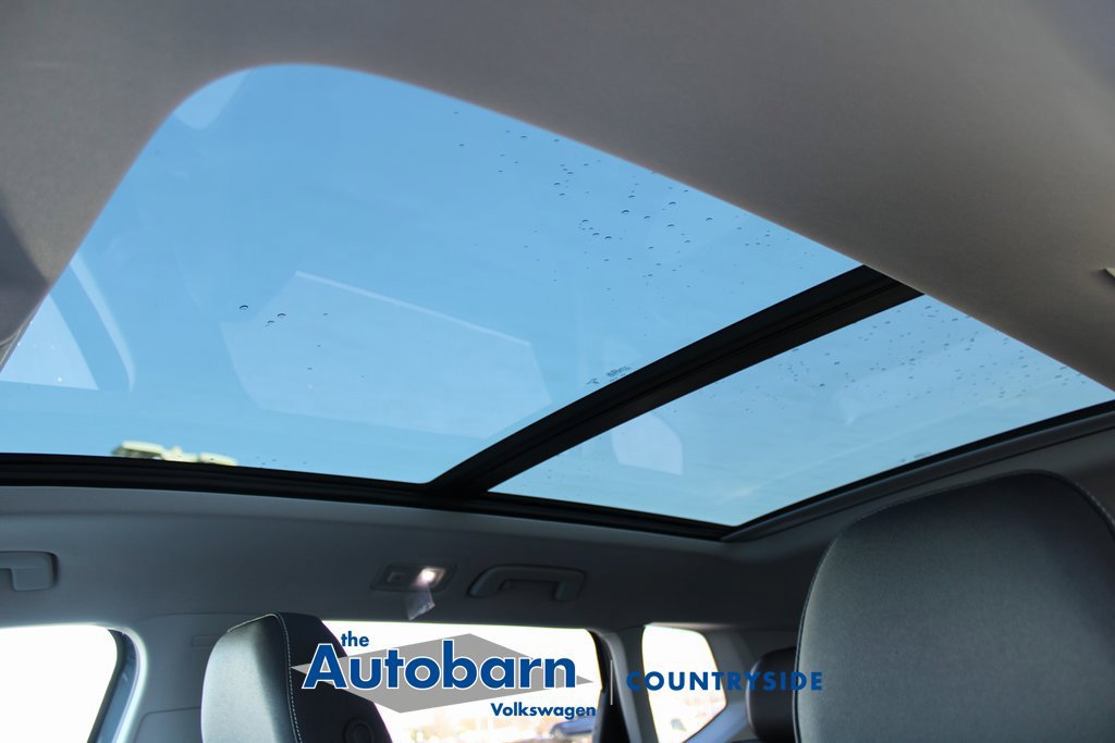 Certified 2026 Volkswagen Taos SEL AWD/4WD image 18
