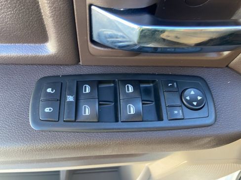 Used 2010 Dodge Ram 2500 Truck SLT w/ Luxury Group image 17