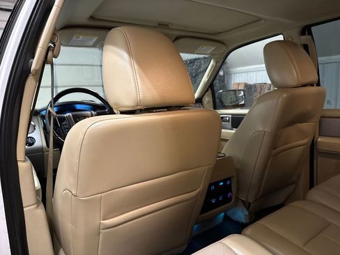 Used 2017 Ford Expedition EL XLT w/ Equipment Group 202A image 19