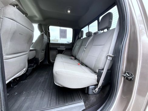 Used 2018 Ford F150 XLT w/ Equipment Group 302A Luxury AWD/4WD image 21