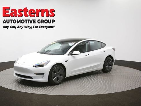 Used 2023 Tesla Model 3 Standard Range image 88