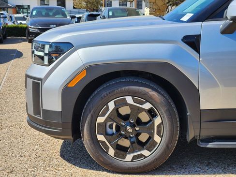 Certified 2025 Hyundai Santa Fe SE image 8