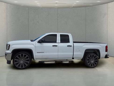 Used 2018 GMC Sierra 1500 2WD Double Cab image 2