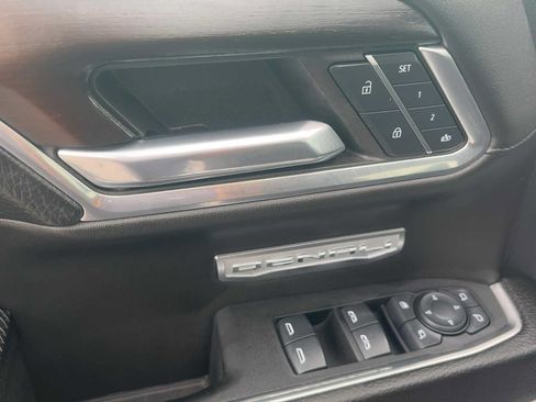 Used 2024 GMC Sierra 1500 Denali AWD/4WD image 32