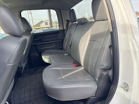 Used 2015 RAM 1500 Tradesman w/ Exterior Appearance Group image 9