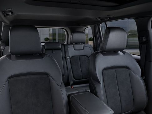 New 2026 Jeep Grand Cherokee Altitude AWD/4WD image 26