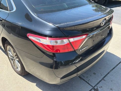 Used 2016 Toyota Camry SE FWD image 10