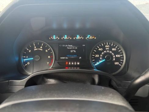 Used 2019 Ford F150 XLT w/ Equipment Group 302A Luxury AWD/4WD image 18