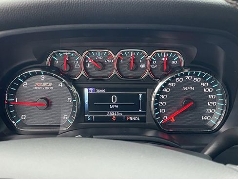 Used 2018 Chevrolet Silverado 1500 LT w/ Redline Edition image 28