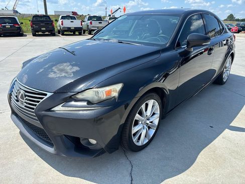 Used 2014 Lexus IS 250 RWD image 8