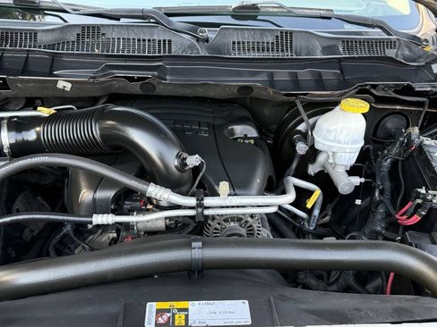 Used 2018 RAM 1500 Express w/ Wheel & Sound Group AWD/4WD image 14