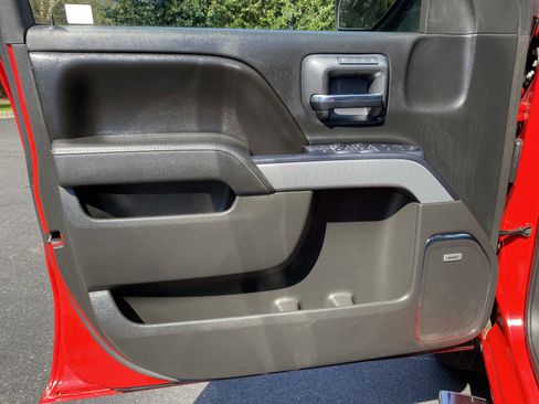 Used 2016 Chevrolet Silverado 1500 LTZ Z71 w/ LTZ Plus Package image 15