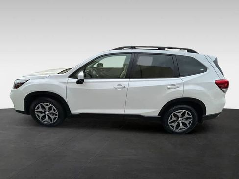 Used 2021 Subaru Forester Premium w/ Popular Package #1 AWD/4WD image 3