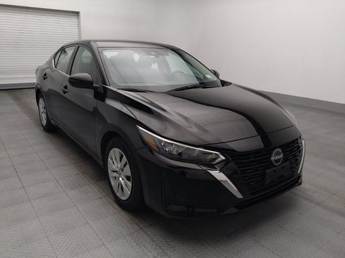Used 2024 Nissan Sentra S FWD image 13
