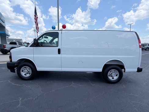 New 2026 Chevrolet Express 2500 w/ Driver Convenience Package RWD image 6