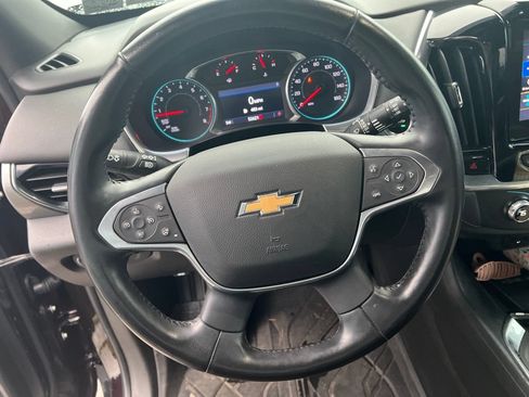 Used 2022 Chevrolet Traverse LT w/ LPO, Floor Liner Package AWD/4WD image 5