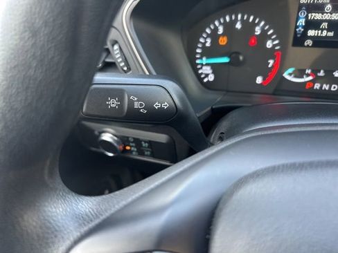 Used 2022 Ford Escape SE image 17