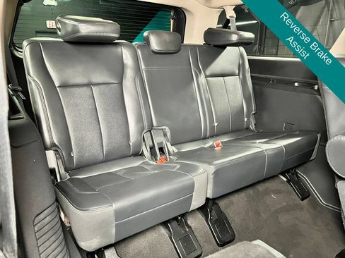 Used 2024 Ford Expedition Max XLT AWD/4WD image 18
