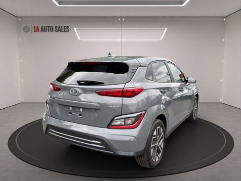 Used 2023 Hyundai Kona SE FWD image 5
