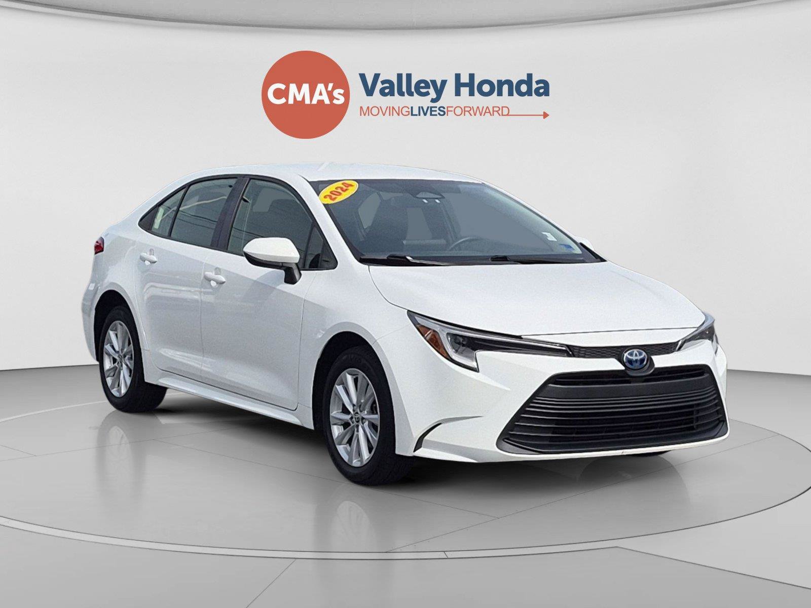 Used 2024 Toyota Corolla LE w/ LE Convenience Package FWD image 7
