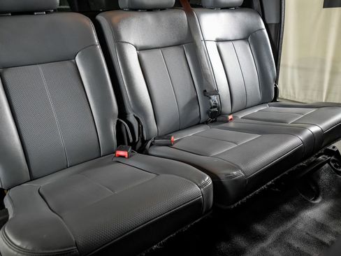 Used 2014 Ford F450 XL w/ Power Equipment Group image 26