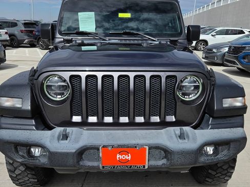 Used 2020 Jeep Wrangler Sport AWD/4WD image 4