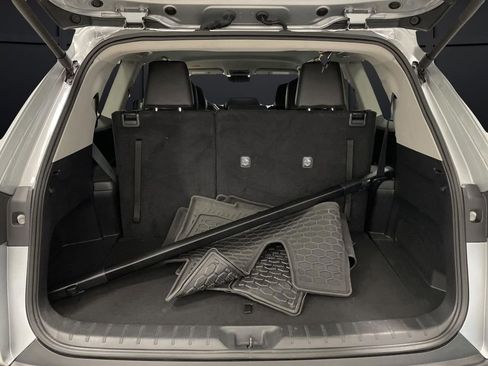 Used 2024 Toyota Grand Highlander XLE image 14