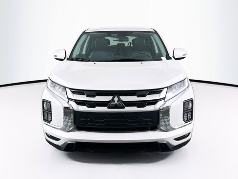 Used 2024 Mitsubishi Outlander Sport SE image 2