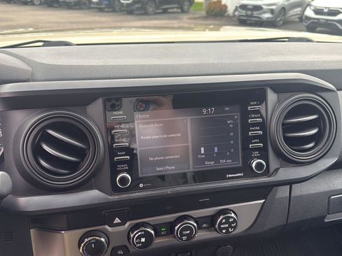 Used 2020 Toyota Tacoma SR w/ SX Package AWD/4WD image 13