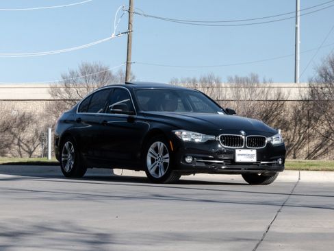 Used 2017 BMW 330i Sedan image 2