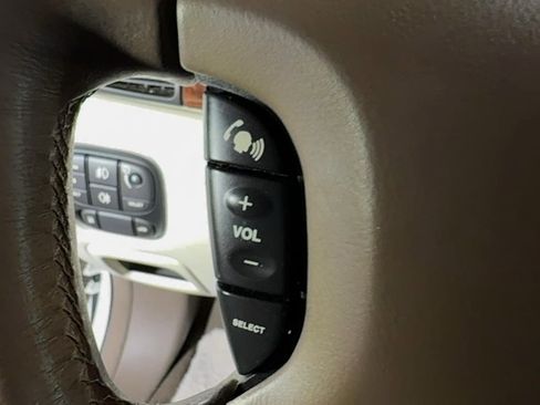 Used 2007 Jaguar XJ8 L RWD image 31