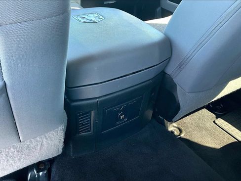 Used 2018 RAM 2500 Big Horn AWD/4WD image 11