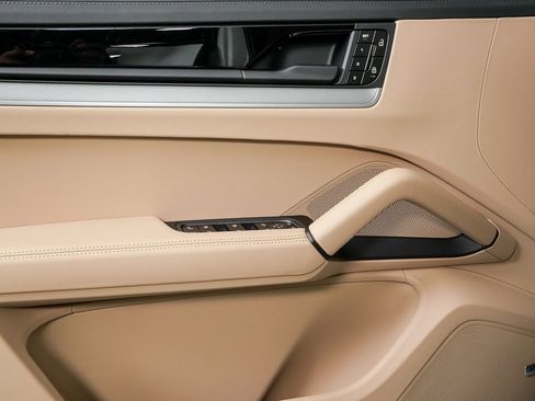 New 2026 Porsche Cayenne E-Hybrid Coupe image 6