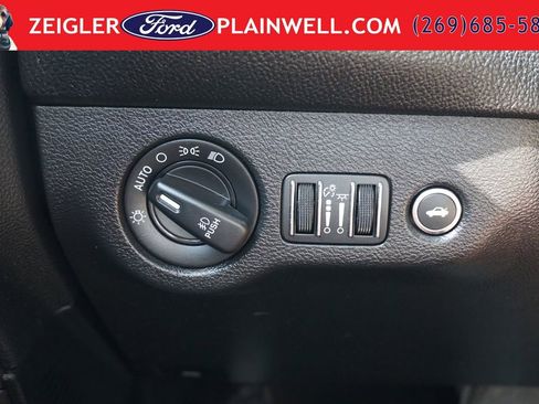 Used 2021 Dodge Challenger GT w/ Blacktop Package RWD image 23