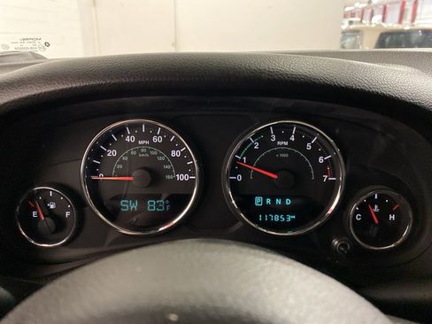 Used 2015 Jeep Wrangler Unlimited Sport image 12