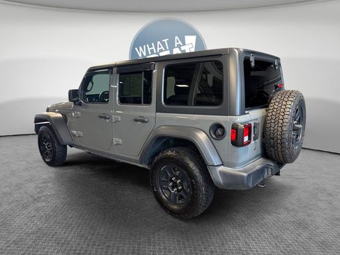 Used 2019 Jeep Wrangler Unlimited Sport AWD/4WD image 6
