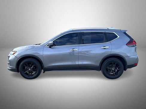 Used 2020 Nissan Rogue SV image 8