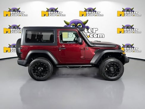 Used 2021 Jeep Wrangler Sport AWD/4WD image 4