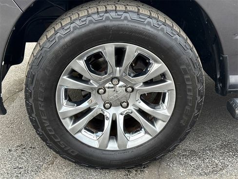 Used 2014 RAM 1500 Limited image 11