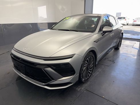 Used 2024 Hyundai Sonata Limited image 9