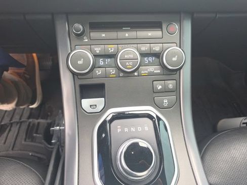Used 2018 Land Rover Range Rover Evoque Landmark Edition AWD/4WD image 9