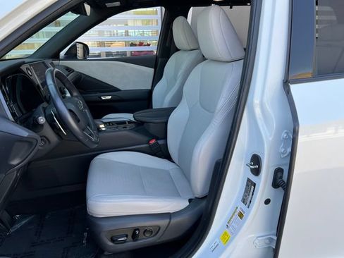 Used 2024 Lexus TX 350 FWD w/ Technology Package image 40