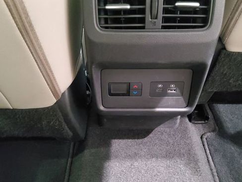 Used 2021 Nissan Rogue SL FWD image 20