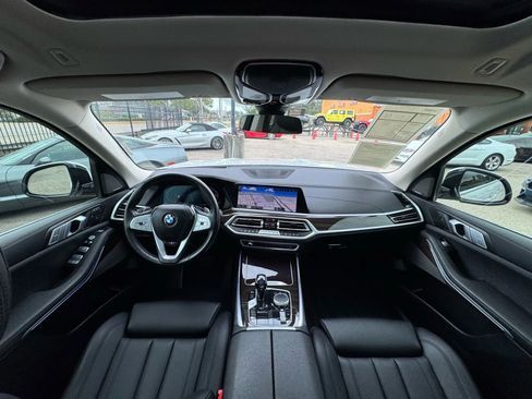 Used 2021 BMW X7 xDrive40i w/ Premium Package image 29