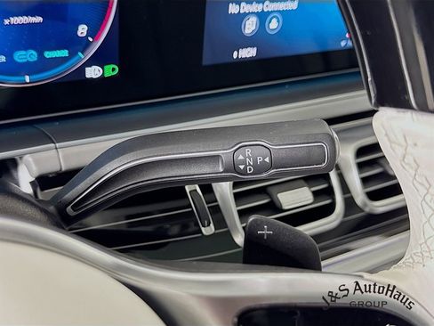 Used 2023 Mercedes-Benz Maybach GLS 600 4MATIC image 21