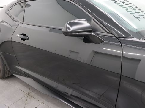Used 2019 Chevrolet Camaro ZL1 RWD image 25