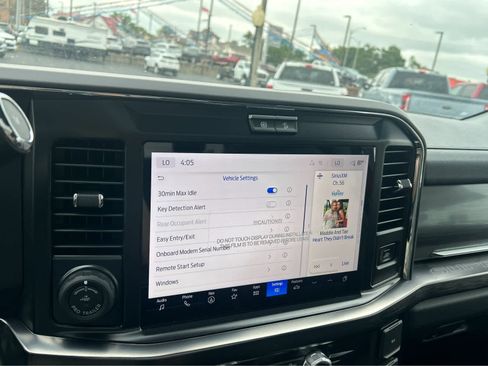 New 2025 Ford F350 Lariat w/ Lariat Ultimate Package image 45