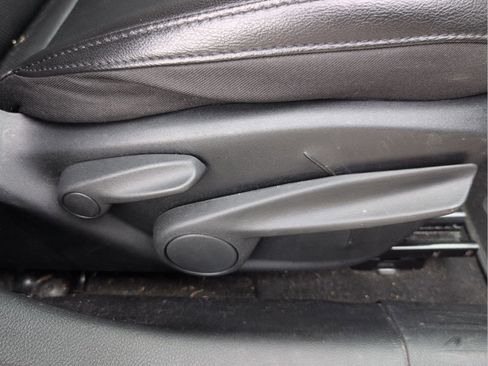 Certified 2021 Jeep Compass 80th Special Edition w/ Sun and Sound Group image 38