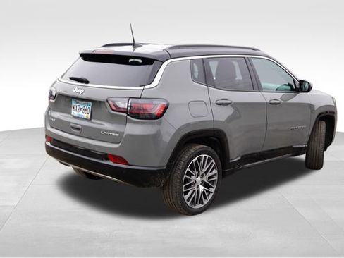 Certified 2023 Jeep Compass Limited w/ Elite Group AWD/4WD image 3